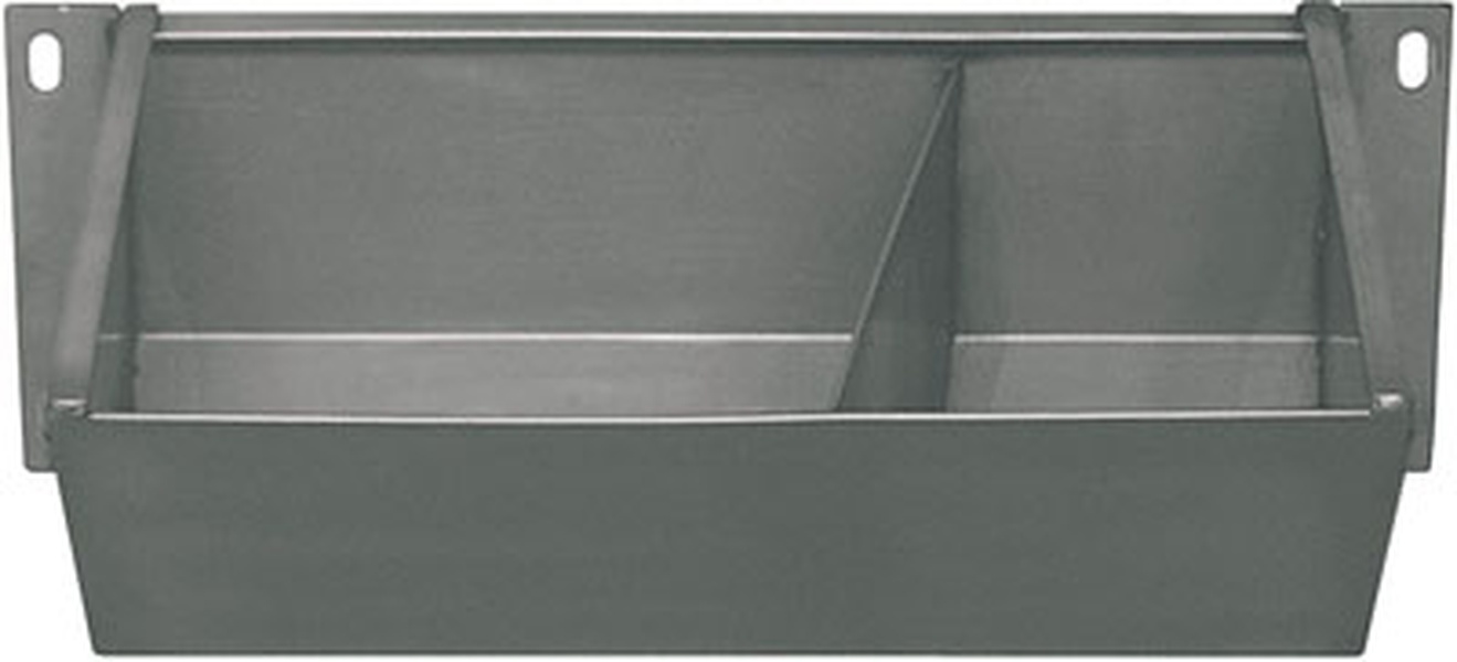 Farrowing pen trough for sows with a divider plate Trough for sows in the farrowing pen with a stainless steel partition