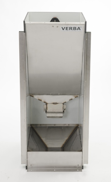 V00-0122 ZB 2 Lowered sow feeding trough Lowered feeding trough for gilts and light sows in group housing