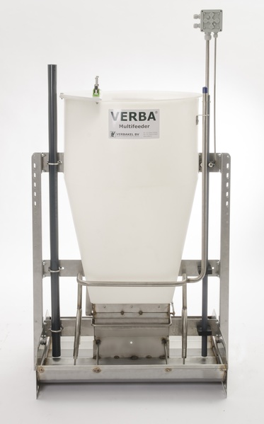 A00-4174 Multifeeder for fattening pigs Multifeeder feeding trough for fattening pigs